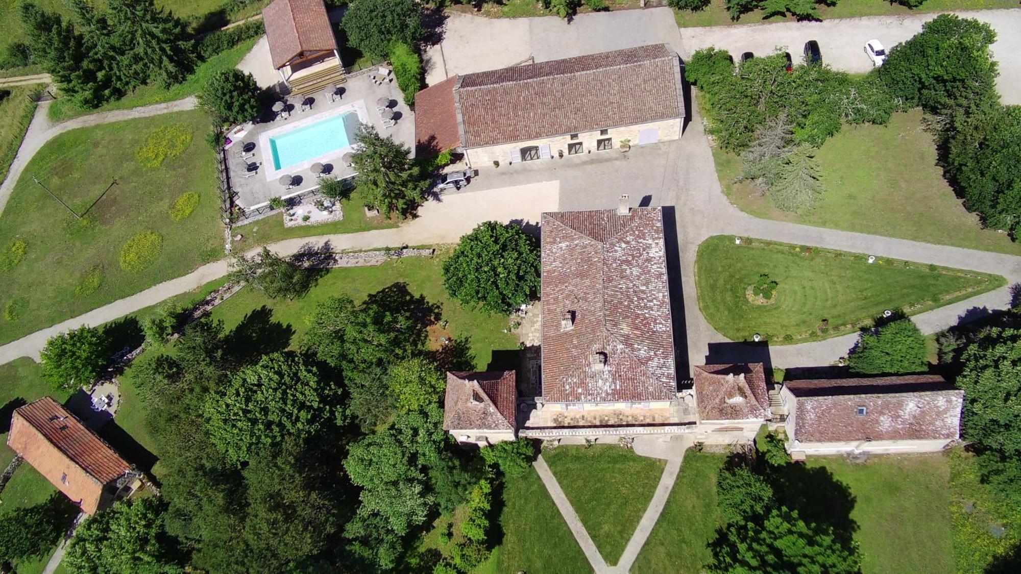 לינה וארוחת בוקר Caylus Domaine De Monplaisir מראה חיצוני תמונה